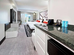Pullman Cairns International