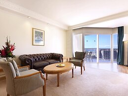 Pullman Cairns International