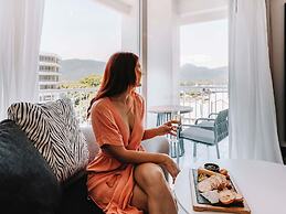 Pullman Cairns International