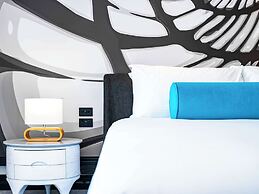 Pullman Cairns International