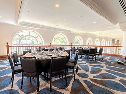 Pullman Cairns International