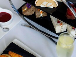 Pullman Cairns International