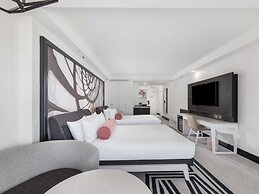 Pullman Cairns International