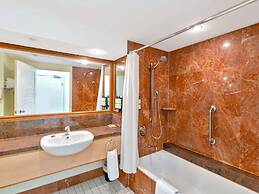 Pullman Cairns International