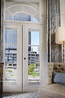 The Tokyo Station Hotel