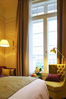 The Tokyo Station Hotel