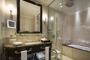 The Tokyo Station Hotel