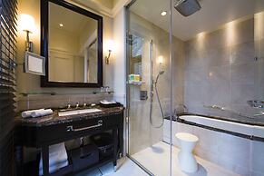 The Tokyo Station Hotel