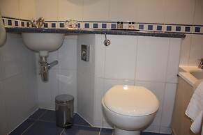 Corus Hyde Park Hotel