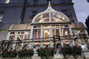 Corus Hyde Park Hotel