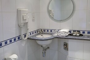 Corus Hyde Park Hotel