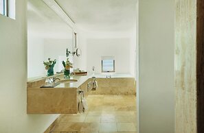 Villa Premiere Boutique Hotel & Romantic Getaway