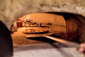 Villa Premiere Boutique Hotel & Romantic Getaway