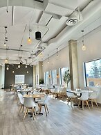 Divya Sutra Plaza and Conference Centre Calgary Airport