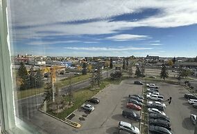 Divya Sutra Plaza and Conference Centre Calgary Airport