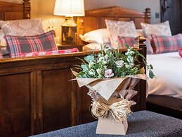 The Lygon Arms - an Iconic Luxury Hotel