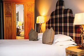 The Lygon Arms - an Iconic Luxury Hotel