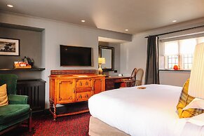 The Lygon Arms - an Iconic Luxury Hotel