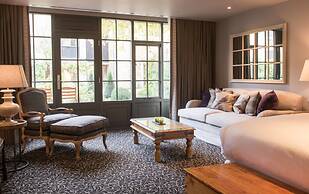 The Lygon Arms - an Iconic Luxury Hotel