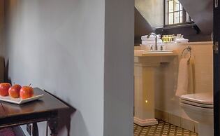 The Lygon Arms - an Iconic Luxury Hotel