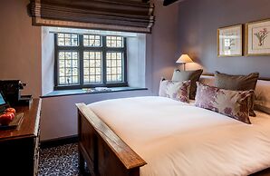 The Lygon Arms - an Iconic Luxury Hotel