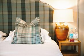 The Lygon Arms - an Iconic Luxury Hotel