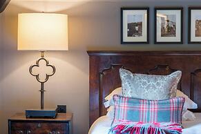 The Lygon Arms - an Iconic Luxury Hotel