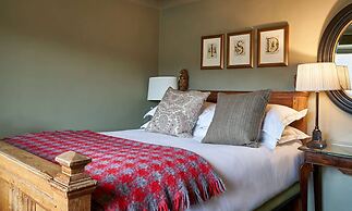 The Lygon Arms - an Iconic Luxury Hotel