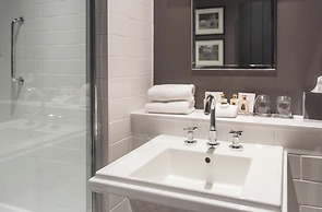 The Lygon Arms - an Iconic Luxury Hotel