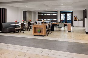 La Quinta Inn & Suites by Wyndham Mooresville