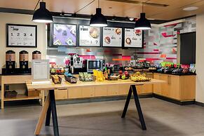 Aloft Columbia Harbison