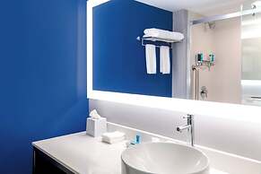 Aloft Columbia Harbison