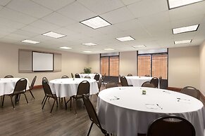 Wingate by Wyndham - Montgomery