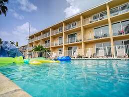 Treasure Island Hotel and Marina