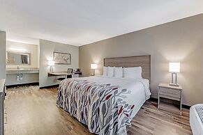 Red Roof Inn & Suites Wilkesboro