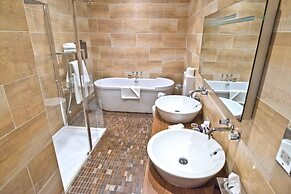 Thornton Hall Hotel and Spa