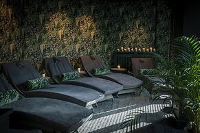 Hampshire Court Hotel & Spa