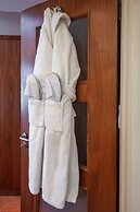 Hampshire Court Hotel & Spa