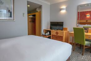 Hampshire Court Hotel & Spa