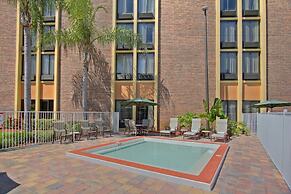 Comfort Inn & Suites Kissimmee by the Parks