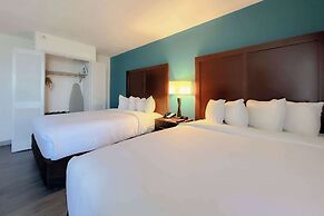 Comfort Inn & Suites Kissimmee by the Parks