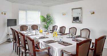 Foxfields Country Hotel