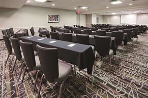 La Quinta Inn & Suites by Wyndham Minneapolis Bloomington W