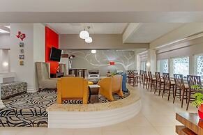 Aiden Austin City Hotel