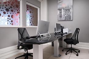 Aiden Austin City Hotel