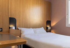 B&B HOTEL Grenoble Centre Verlaine