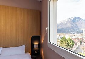 B&B HOTEL Grenoble Centre Verlaine