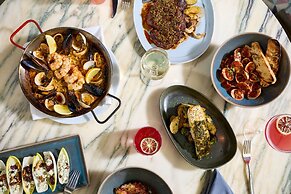 The Notary Hotel, Philadelphia, Autograph Collection by Marriott