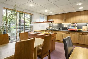 Ramada by Wyndham Bristol West