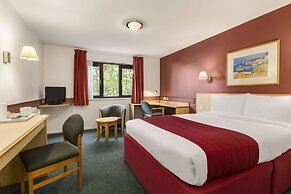 Ramada by Wyndham Bristol West